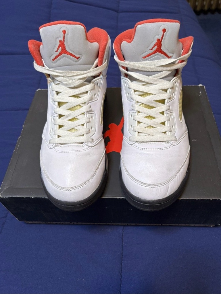 Jordan 5 Retro Fire Red 2020 Size 8.5